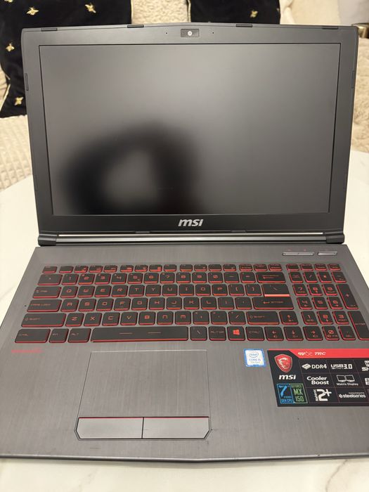 Laptop gamingowy msi gv62 ssd. I5