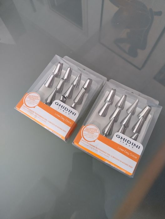 Conjunto de 14 bicos e saco pasteleiro