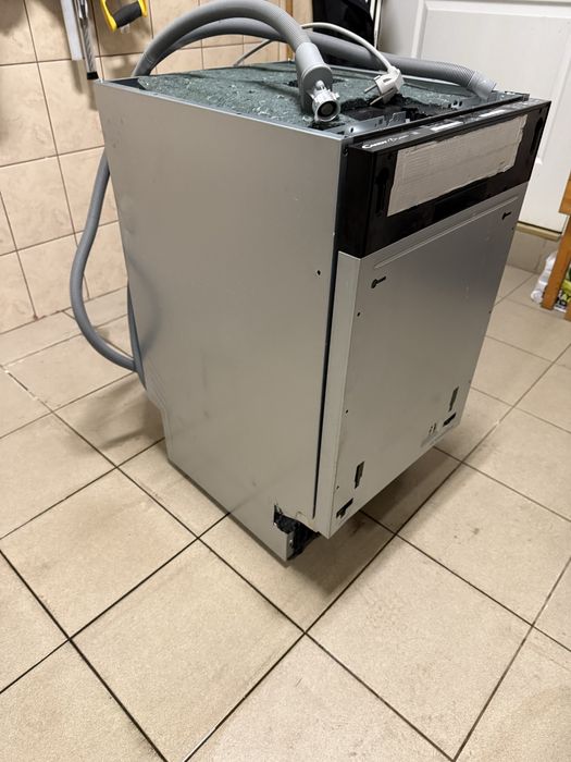 Zmywarka Candy Brava CDIH 2L1047 - uszkodzona