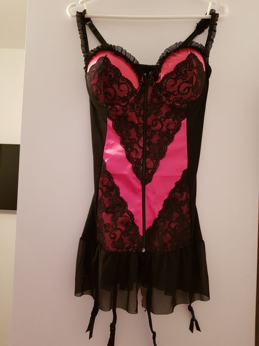 Bielizna damska, koszulka nocna.