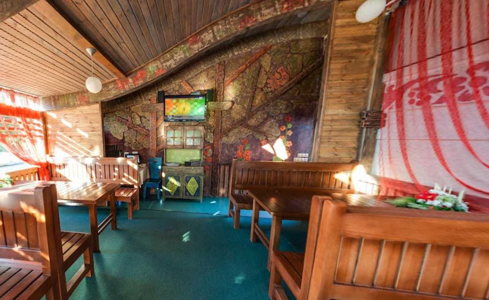 Продамо приміщення 685 кв.м. в центрі Черкас, бувший ресторан