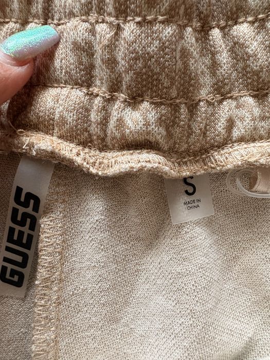 Komplet dresowy guess