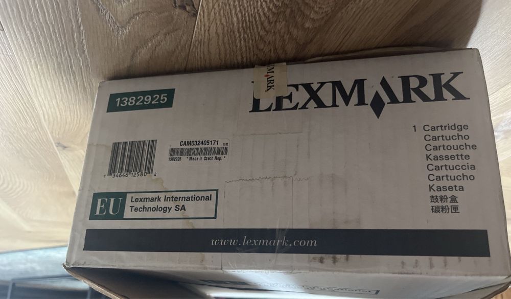 Nowy toner lexmark