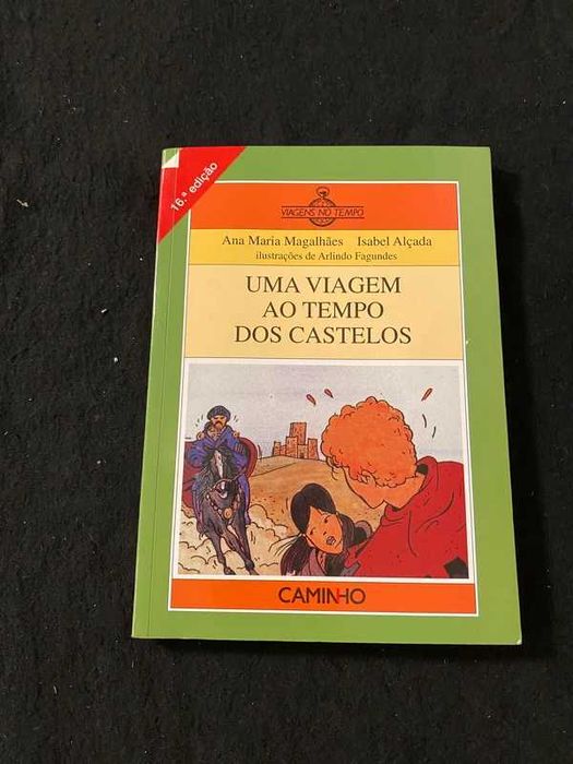 Livro "Uma viagem ao tempo dos castelos"