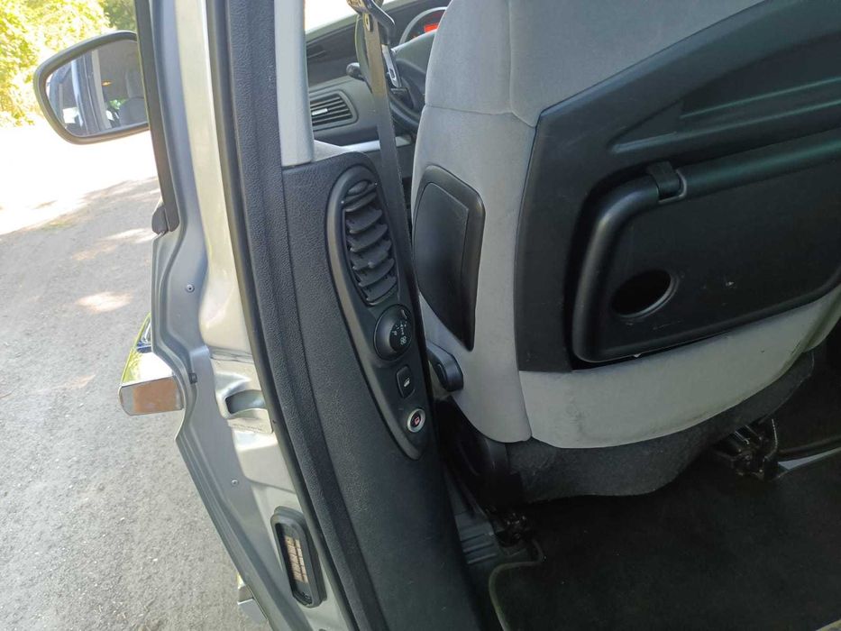 Peugeot 807 13r 2.0HDI  1 63 KM Niemiec, zamiana