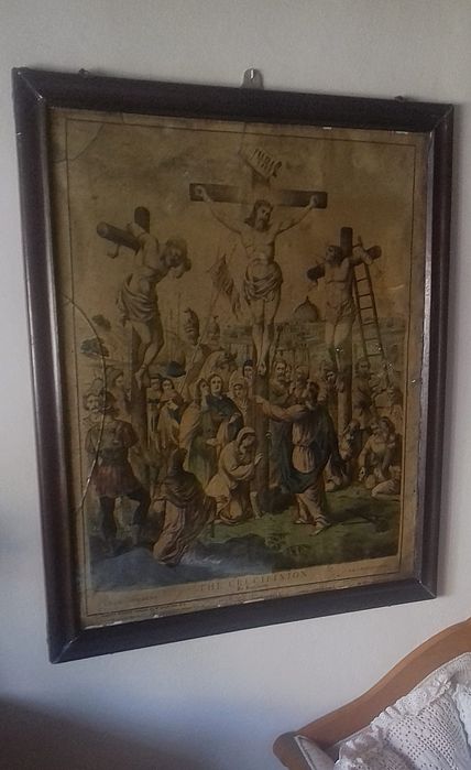 Quadro antigo com estampa religiosa "A crucificação"