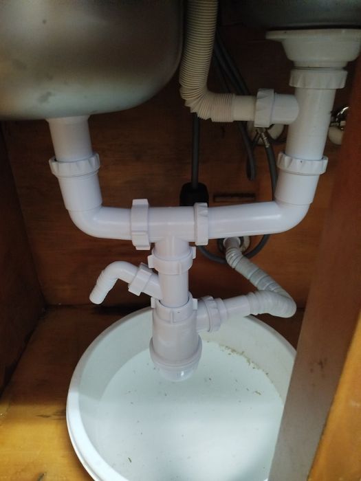 Pipefix serviços de canalização e desentupimento rápidos