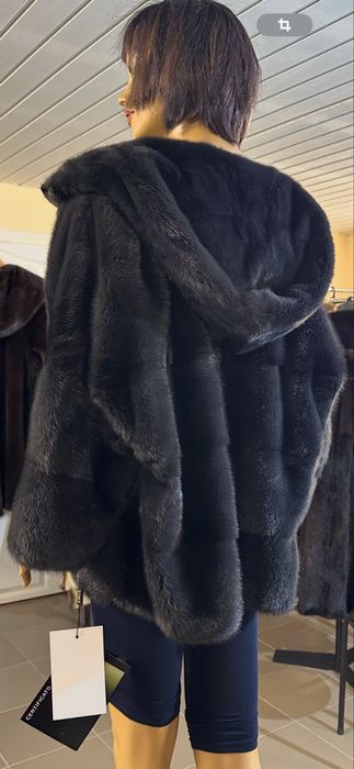 Рр 52-54. Норковая бомбер кимоно. ‘ морская волна’ Colini.