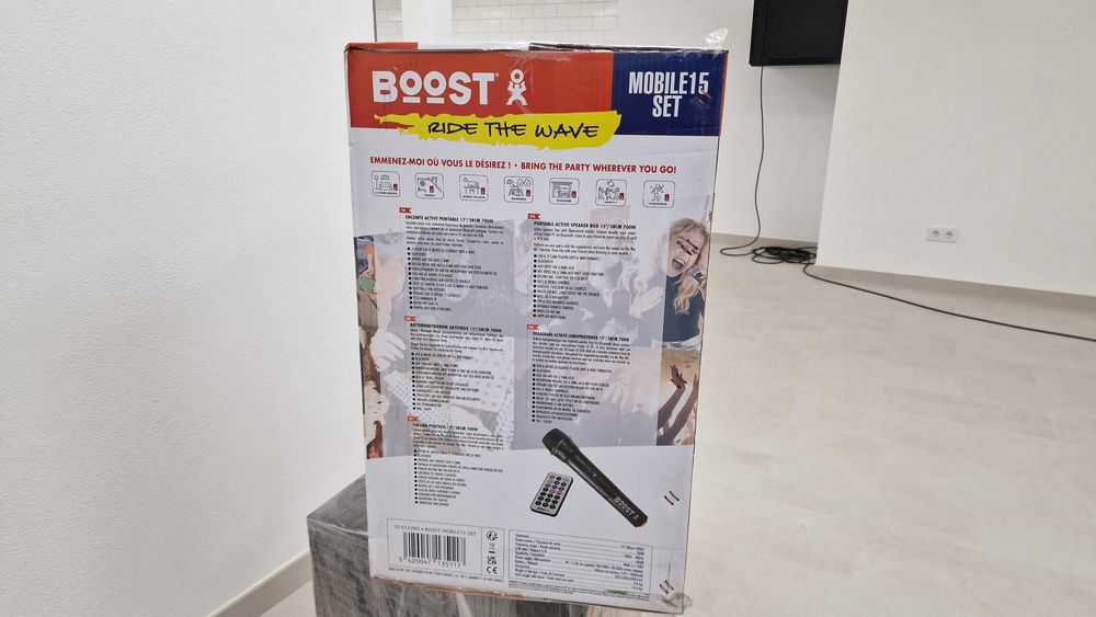 Coluna Amplificada 15" 700W USB/BT/SD Tripé + Micro sem fio