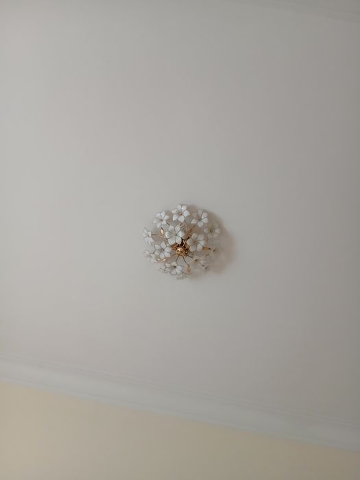 Candeeiros de sala e quarto