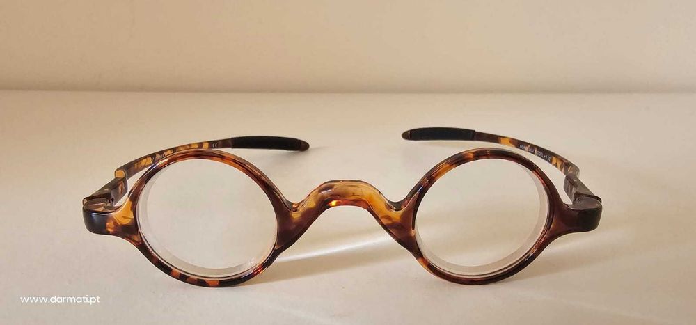 ÓCULOS DE LEITURA PRÉ-GRADUADOS