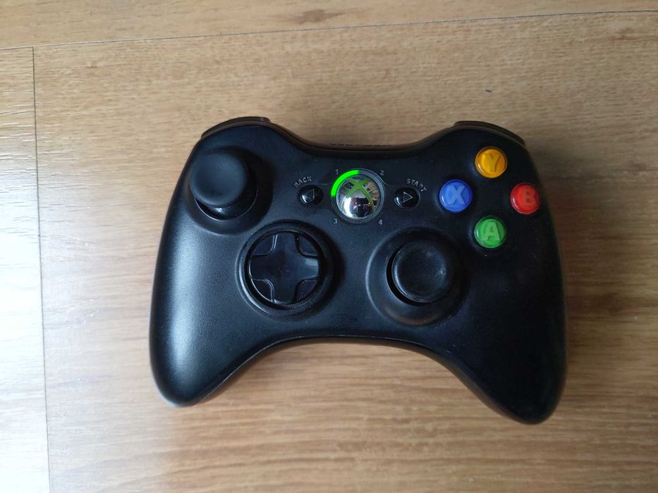 Xbox 360 Slim 320GB, Trinity, RGH3, pad, zasilacz