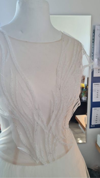 Suknia ślubna 42 lekka tiul