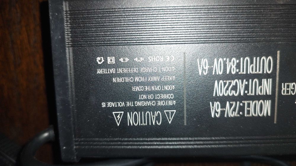 Зарядка для электроскутера, электромотоцикла, электромопеда 72 в