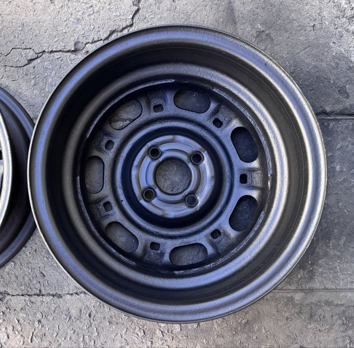 Диски r14 4x100 ET-38 Volkswagen/Chevrolet/Opel/Chery/VW/Hyundai/KIA/Daewoo/Aveo/Lanos/Sens/Honda/Suzuki/Mitsubishi/Volvo/Astra/Amulet/Toyota/B3/Golf