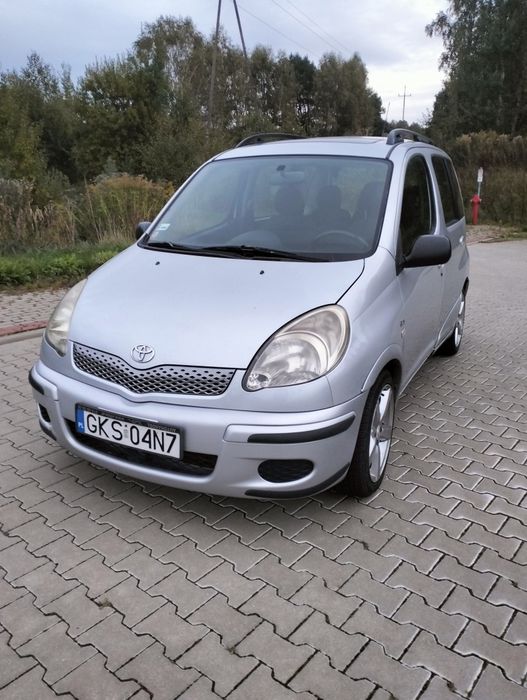 Toyota Yaris Verso