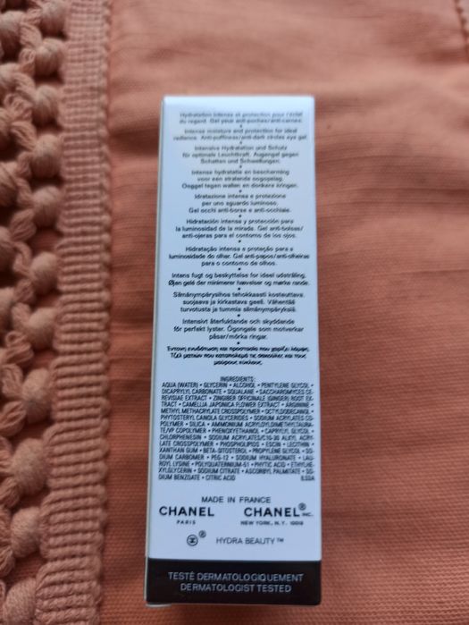 Chanel Hydra Beauty krem żel pod oczy mocno nawilżający 15 ml