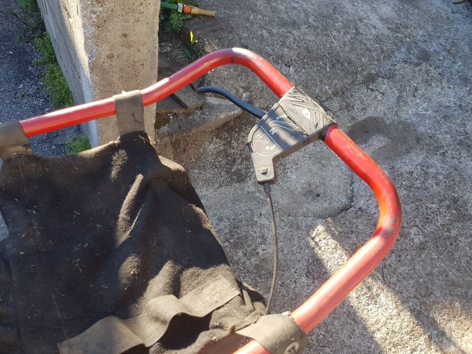 Biotriturador ramos e Arvores de fruto " Honda 5cv" com tracção