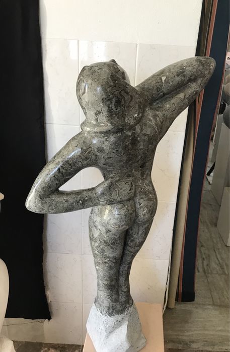 Escultura em mármore