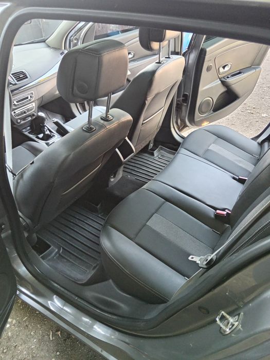 Авто Рено меган 3