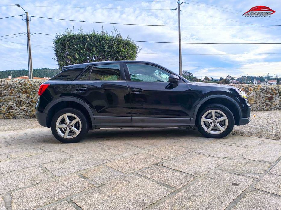 Audi Q2 1.6 TDI *Nacional* *Faróis Led* 116cv
