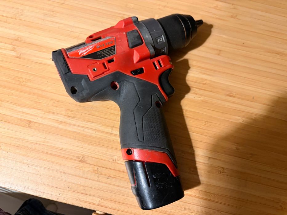 Wkrętarka Milwaukee M12 FDD + bateria