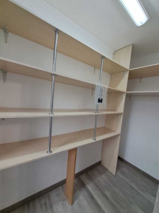 Продам видову, 3-и к/к 99 м2, 2008 р/з в Ковалівці.