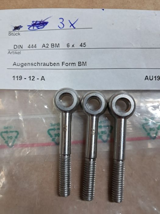 Parafusos de olhal de precisão en INOX