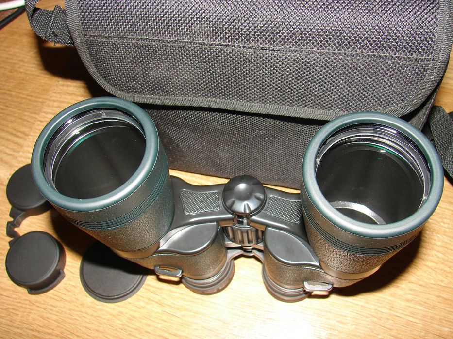 Бинокль Delta Optical Discovery 12x50