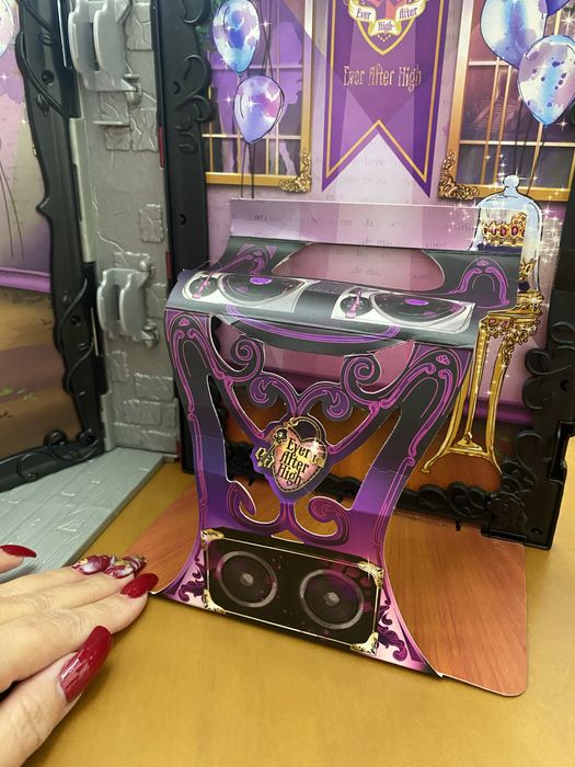 Книга дом для куклы Ever After High