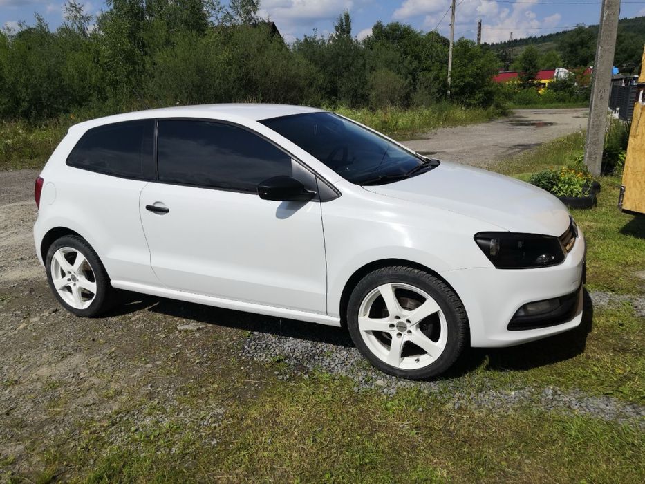 Автомобіль Wolksvagen Polo 2017 рік 1.2 TSI бензин машина хетчбек фольцваген поло білий колір офіціал