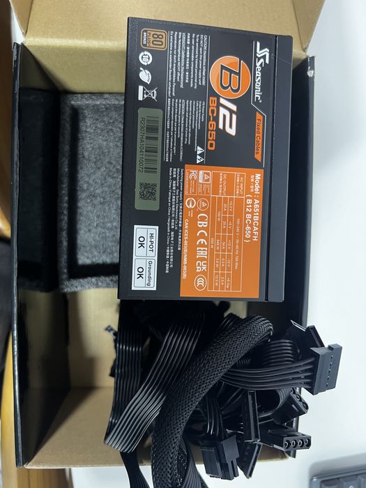 Fonte Alimentação Seasonic B12 BC Series 650W 80 Plus Bronze