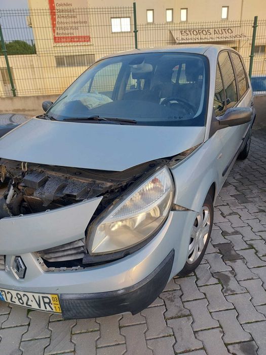 Renault Scenic 200364846560250499121
