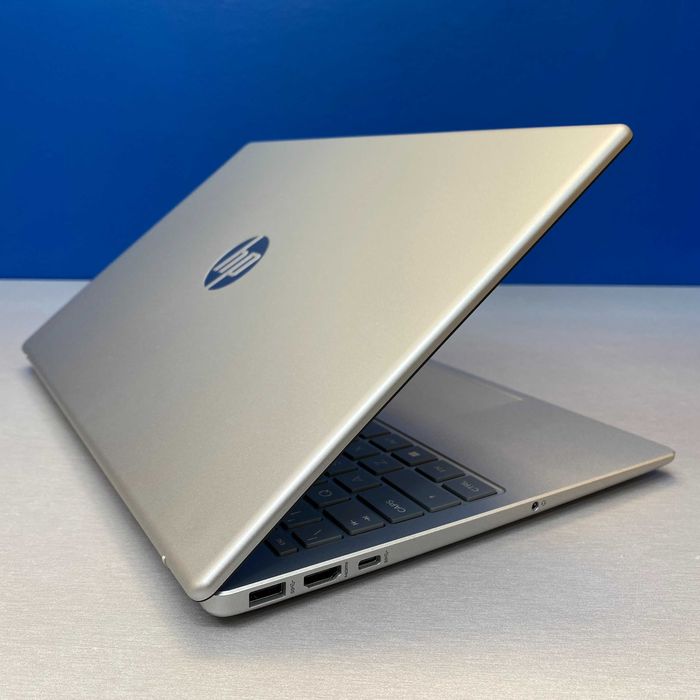 HP 15-FD0117NP | 15.6" FHD | i5-1334U | 16GB | 1TB SSD