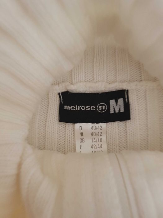 Свитер б/у продаю