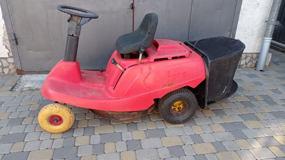 Трактор Газонокосарка