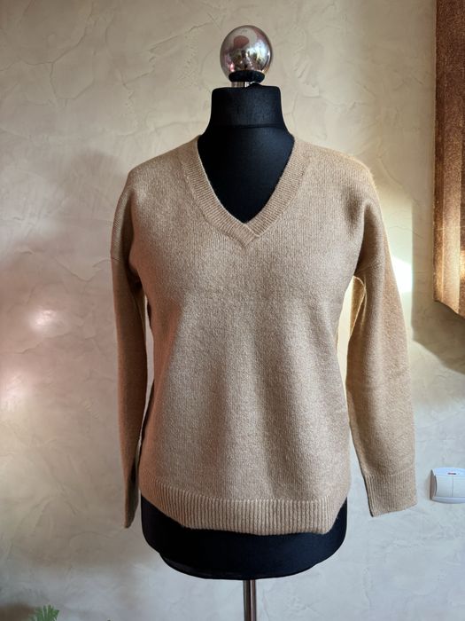 Класна, фірмова GAP. Стан новоі речі/ для школяріав