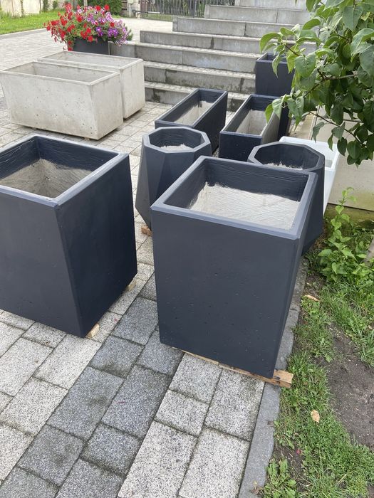 Donice betonowe do salonu do ogrodu i na taras