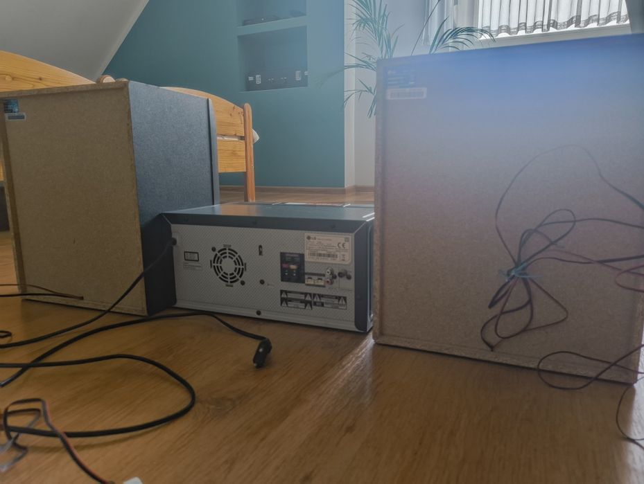 Wieża audio LG CK56