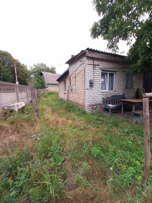 Продається будинок з землею Пухівка
