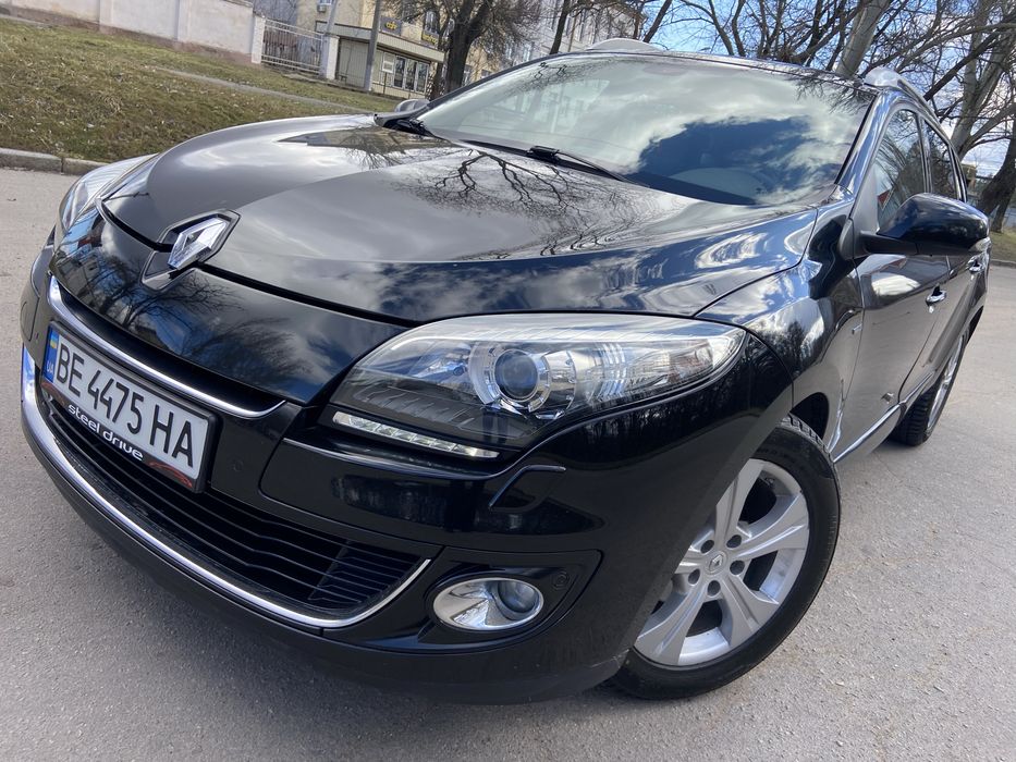 Продам авто рено меган 3 2012г 1.5 дизель BOSE