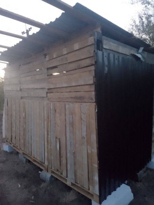 Бытовка дачная ,