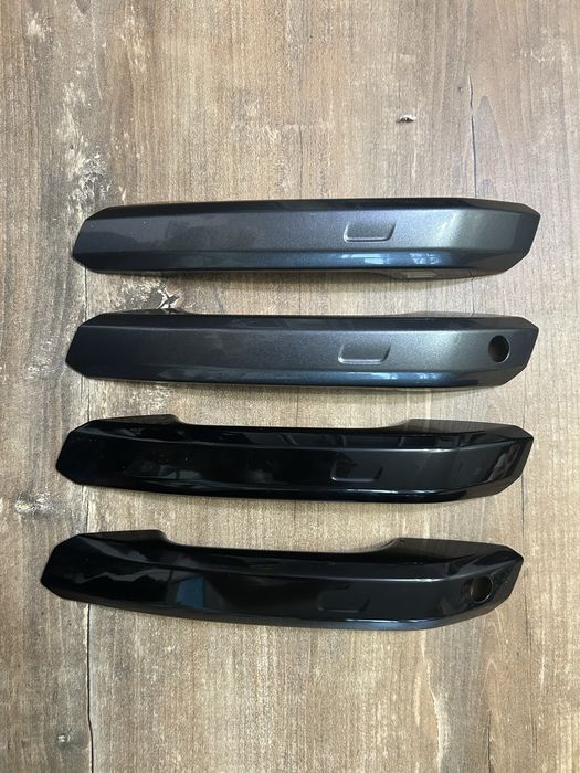 Накладка ручки дверок audi A4 A5 S5 S4 B9 Q5 2017-2021 ліва/права