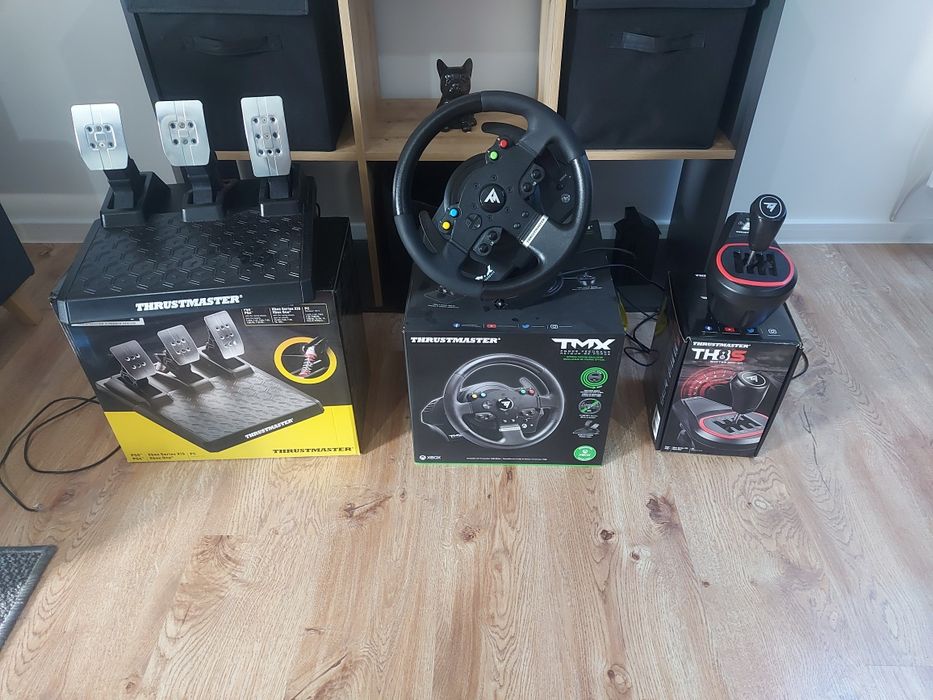 Thrustmaster zestaw do simracingu