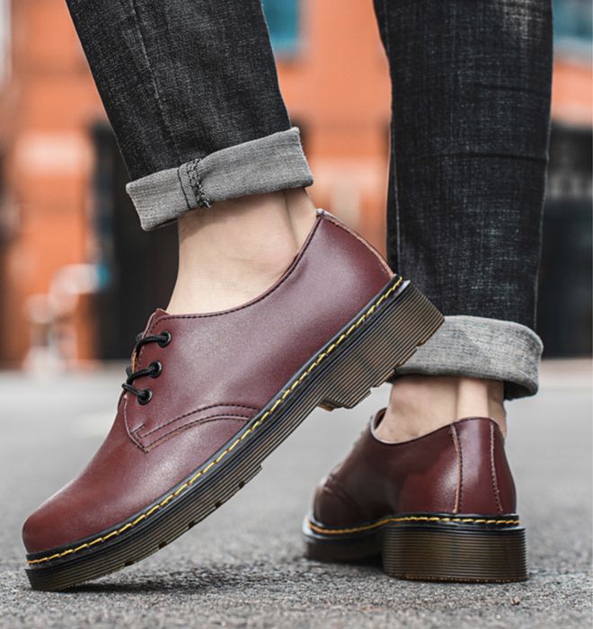 Glany półbuty modne eleganckie martensy timberki klasyczne