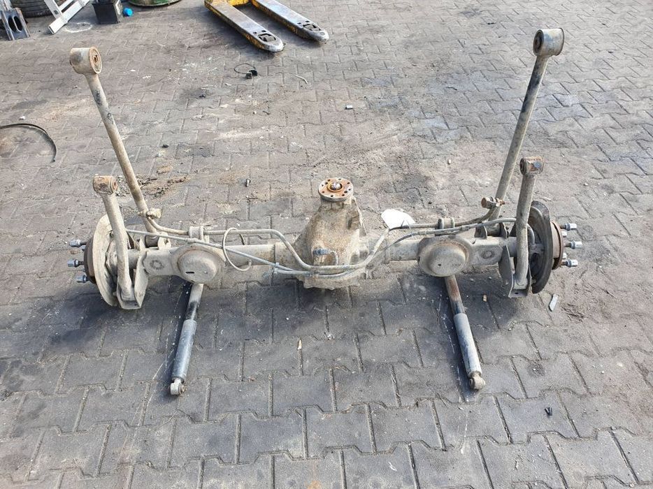 MOST TYLNY DODGE DURANGO 5.7 HEMI