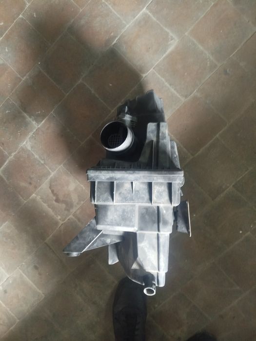 корпус повітряного фільтра з ДМРВ Фольксваген 2.0 tdi