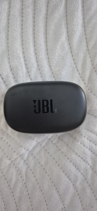 Słuchawki JBL.      .