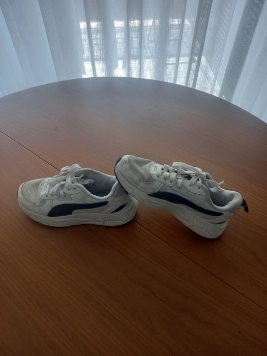 Sapatilhas puma brancas