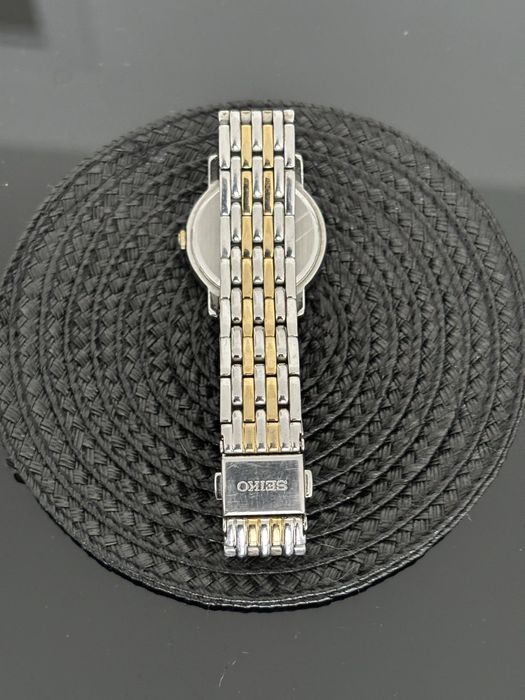 Zegarek damski SEIKO 7n82-qfv0